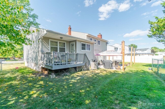 Building Photo - 4 Oakey Dr