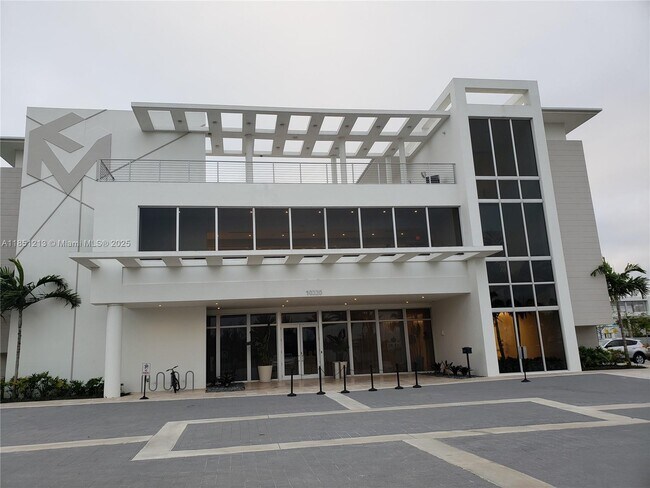 Building Photo - 10275 NW 66th St