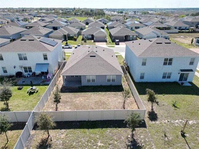 Building Photo - 320 Guadlupe St