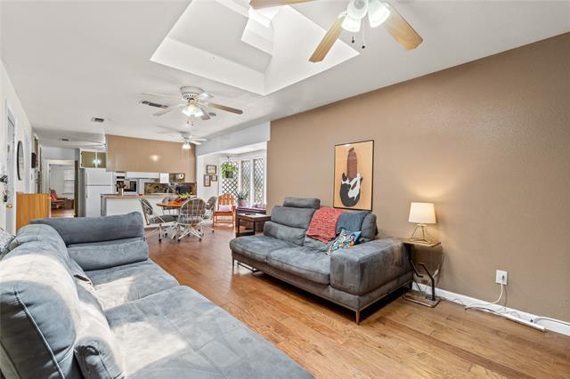 Building Photo - 4817 Trena St