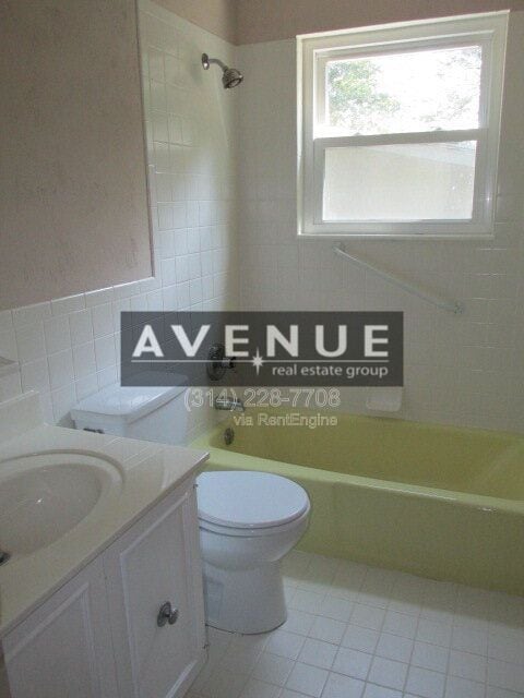 Building Photo - 11881 Gold Leaf Dr