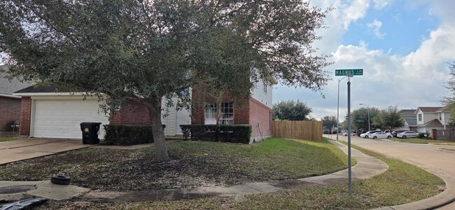 Building Photo - 14127 Magnus Ln