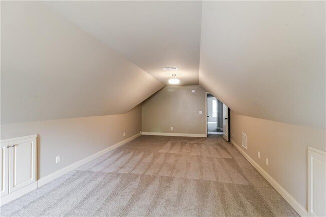 Building Photo - 1209 Richmond Ridge