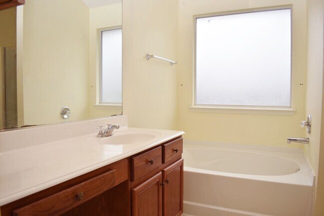 Building Photo - AVAILABLE NOW - Charming 3 Bed Home in Denton | Open Layout, Fireplace, Large Backyard