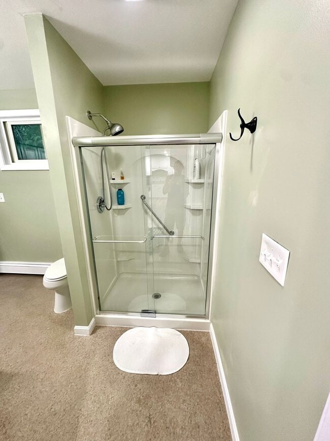 Building Photo - Beautiful Three Bedroom house for rent @ R...