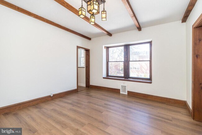 Building Photo - 7738 Ardleigh St