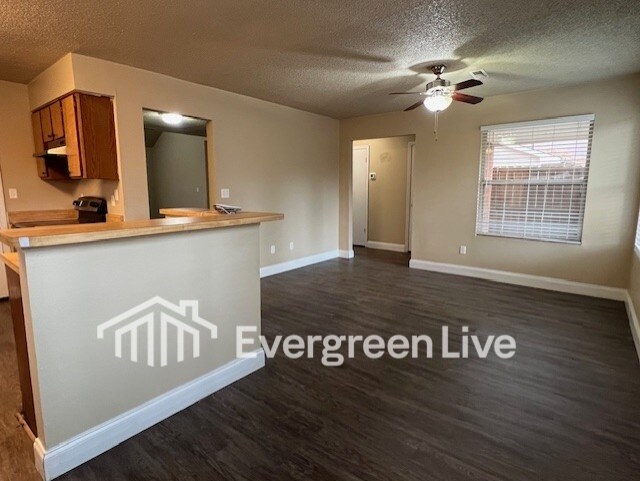 Building Photo - 203 Barrow Ct