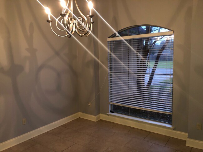 Building Photo - 38580 Red Bud Lane