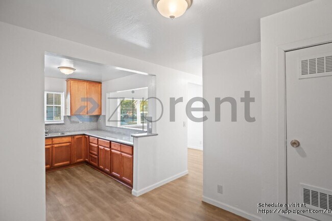 Building Photo - 29213 Dixon St