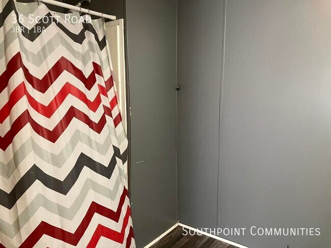 Building Photo - 36 Scott Rd