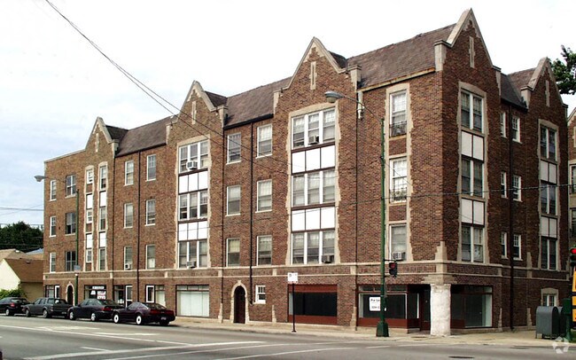 Building Photo - 2801 W Lunt Ave