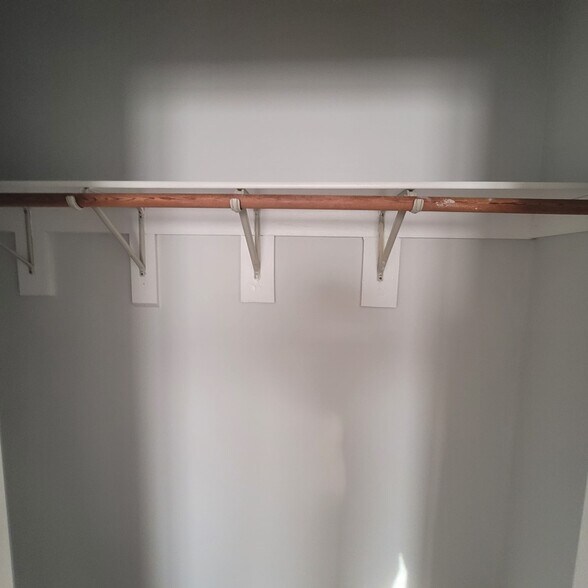 Building Photo - 1617 Raspberry Ct