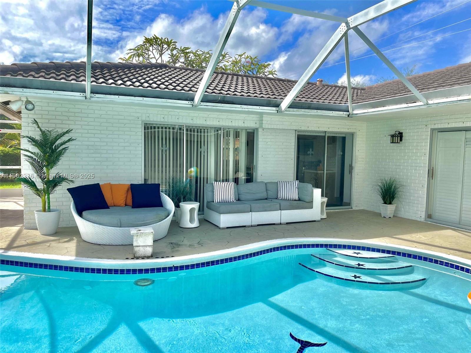 Building Photo - 1500 NW 45th St