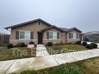 Building Photo - 2624 W McComb Ave