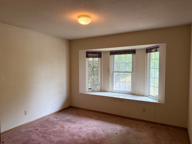 Building Photo - 5523 Freeman Cir