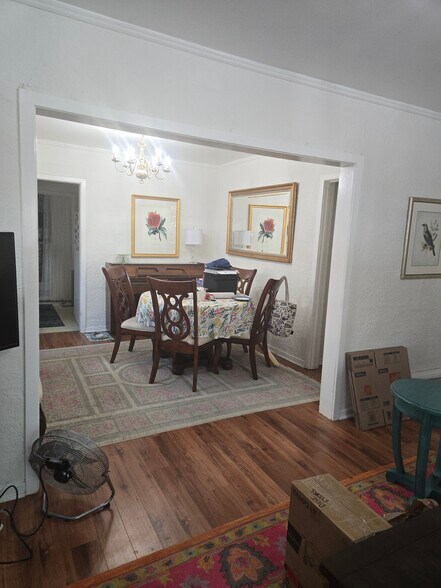 Dining Room - 430 S Oakhurst Dr