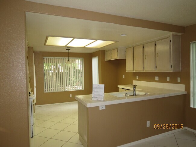 Building Photo - Beautiful Oasis-High Ceiling- Tile and Car...