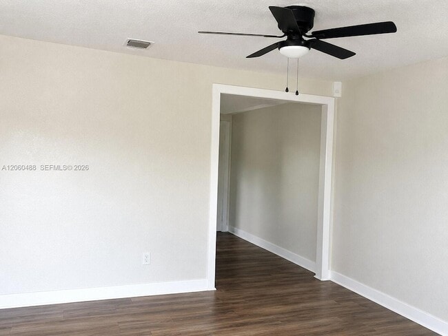 Building Photo - 8924 NW 35th Ct