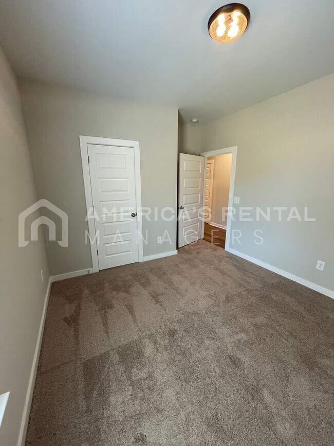 Building Photo - Home for Rent in Cullman, AL!! Available to View Now! DEPOSIT PENDING!