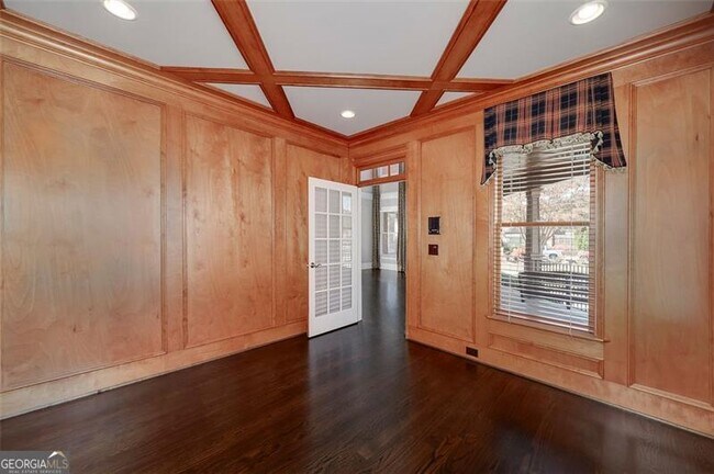 Building Photo - 692 Heritage Post Ln SW