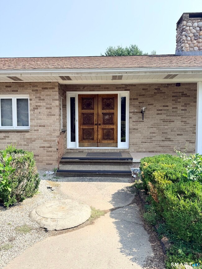 Building Photo - 307 N Rd