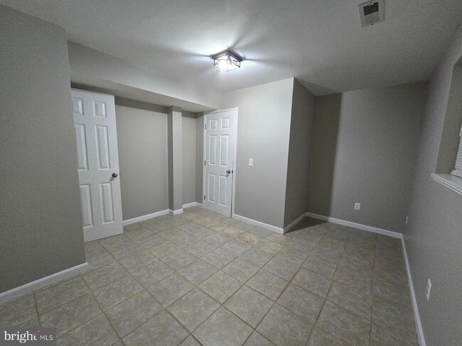Building Photo - 20 Bonnie Lee Ct