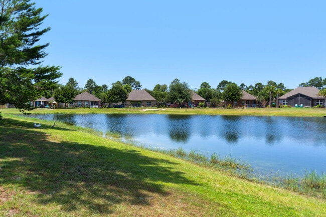Building Photo - 36 Dickens Dr