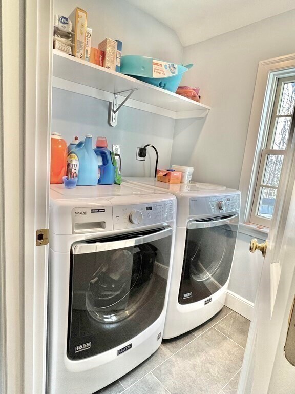 Building Photo - 124 Pilgrim Rd