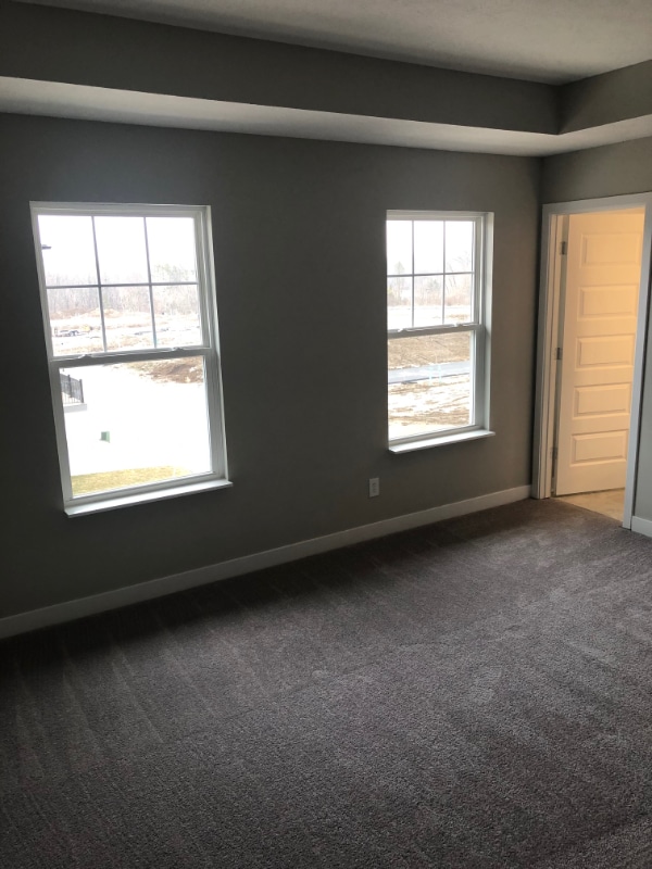 Building Photo - 305 Fairfax Way