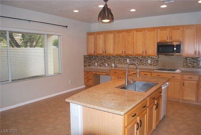 Building Photo - 6809 Palmetto Pines Ct