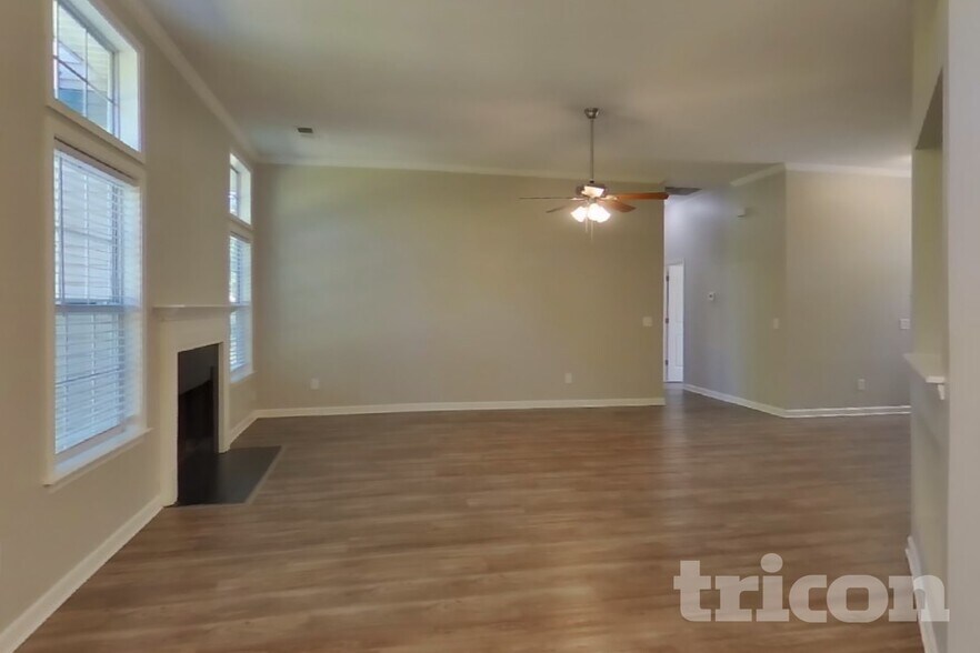 Building Photo - 12 New Stock Ct