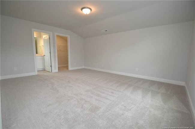 Building Photo - 817 Portland Rose Dr