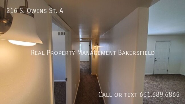 Building Photo - 216 S Owens St