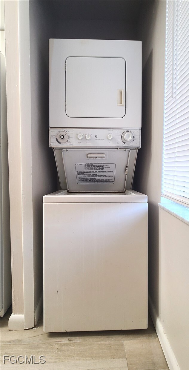 Building Photo - 930 SW 47th Terrace