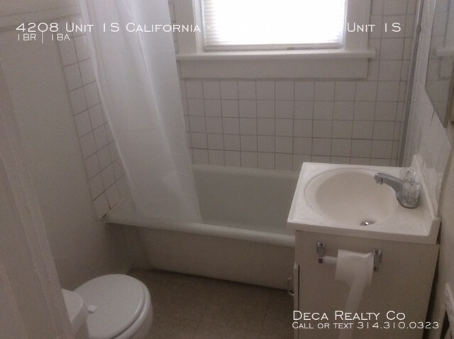 Building Photo - 1 Bedroom Apartment