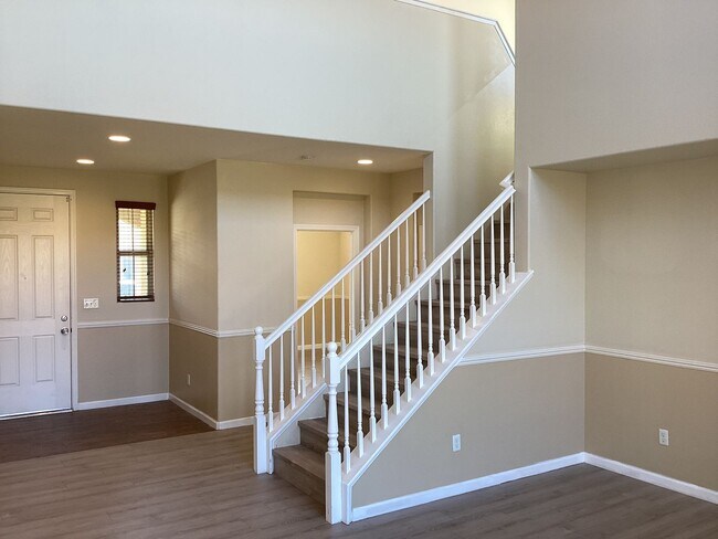 Building Photo - 7426 E Redlands Ave.