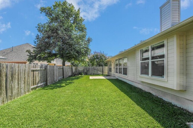 Building Photo - 2306 Oakshire Cove