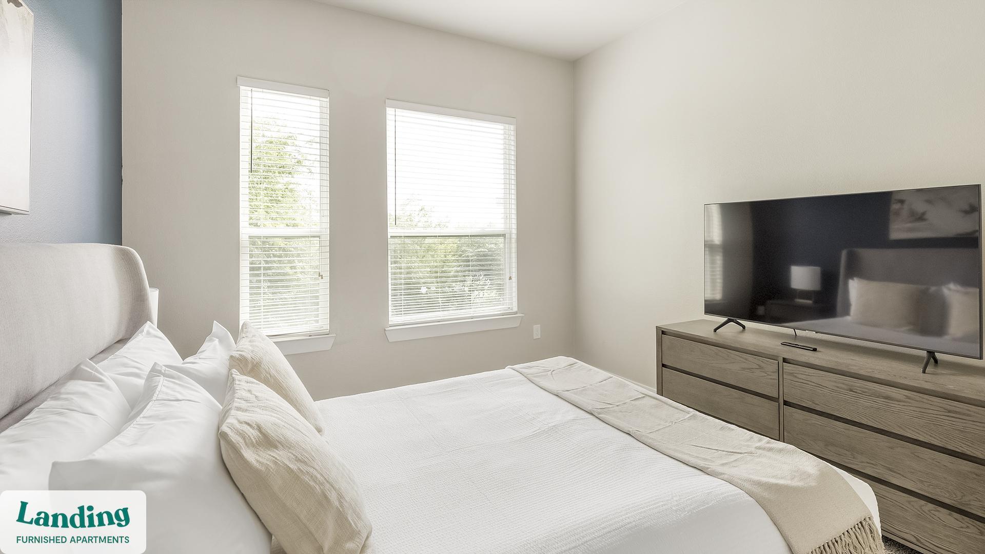 Building Photo - 3501 Ross Ave