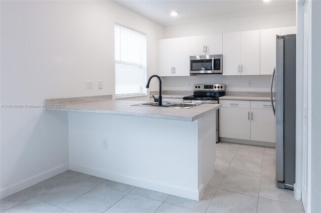 Building Photo - 13405 SW 287th St