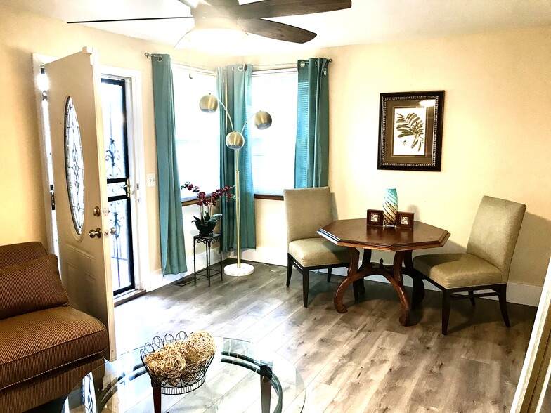 Living Room - 2715 Morena St