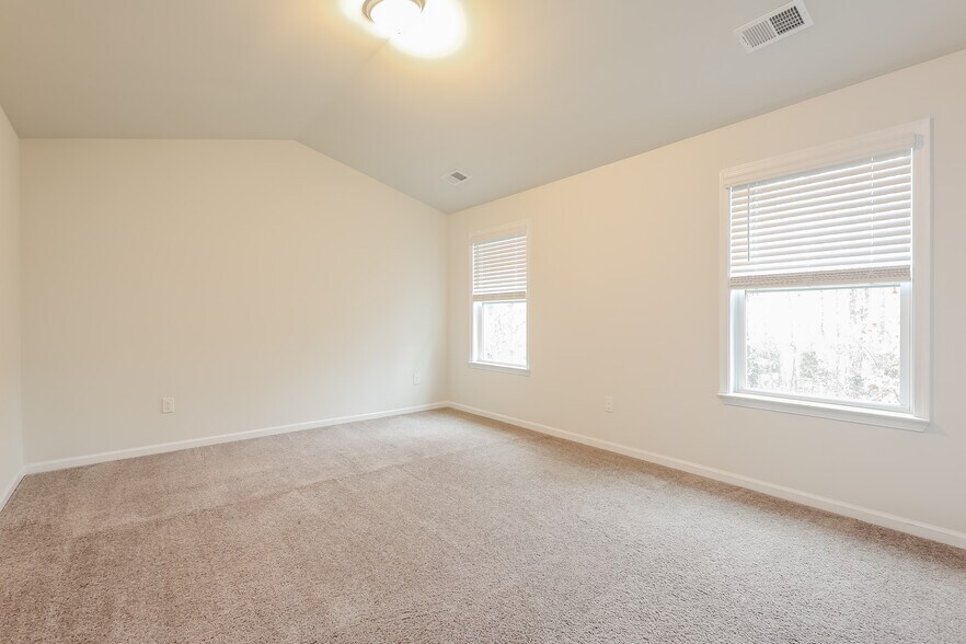 Building Photo - 660 Millsgate Cir