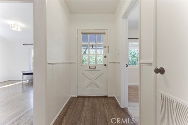 Building Photo - 3585 El Lado Dr
