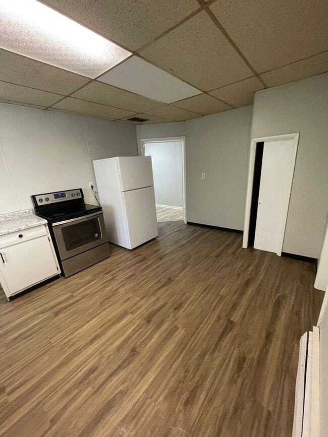Building Photo - Four Bedroom Single Family Home in Delphi