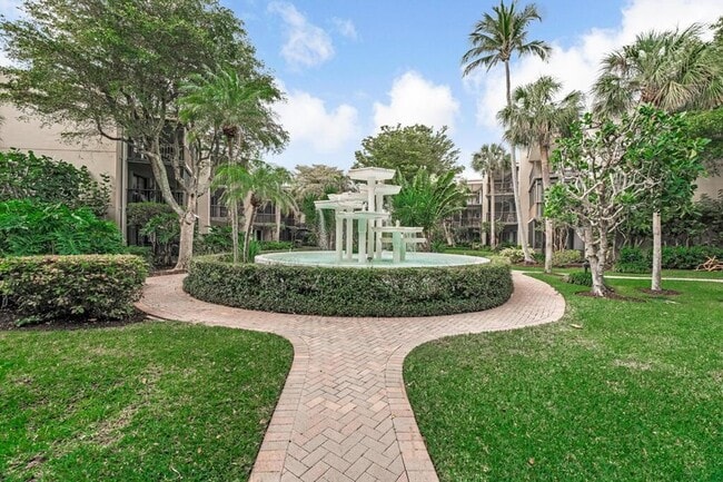 Building Photo - 3605 S Ocean Blvd