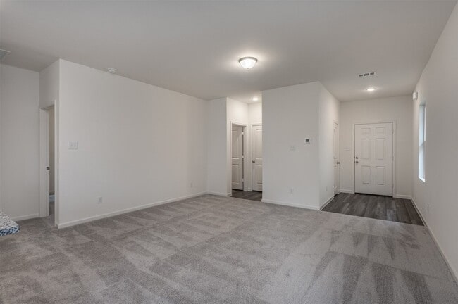 Building Photo - 1708 Marquette Rd