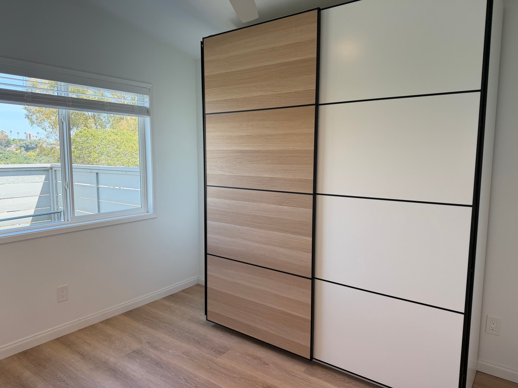 Building Photo - 3273 Chicago St