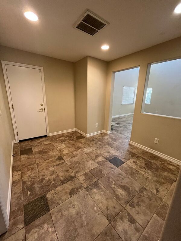 Building Photo - 31807 Empresa Cir