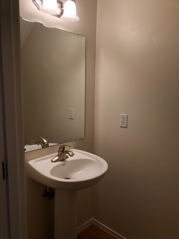 Building Photo - 7503 NE 61st Way