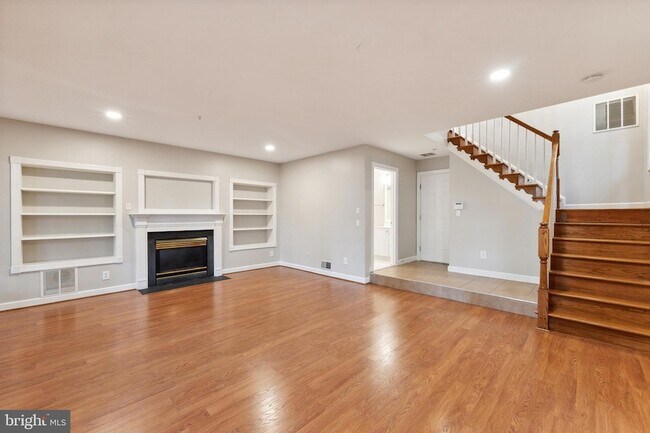 Building Photo - 8048 Kidwell Town Ct