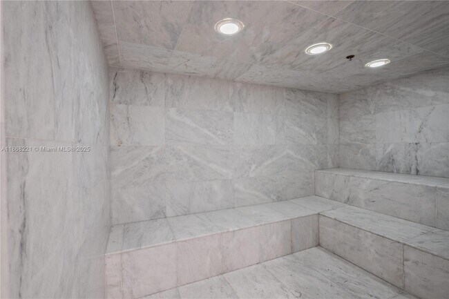Building Photo - 400 Sunny Isles Blvd